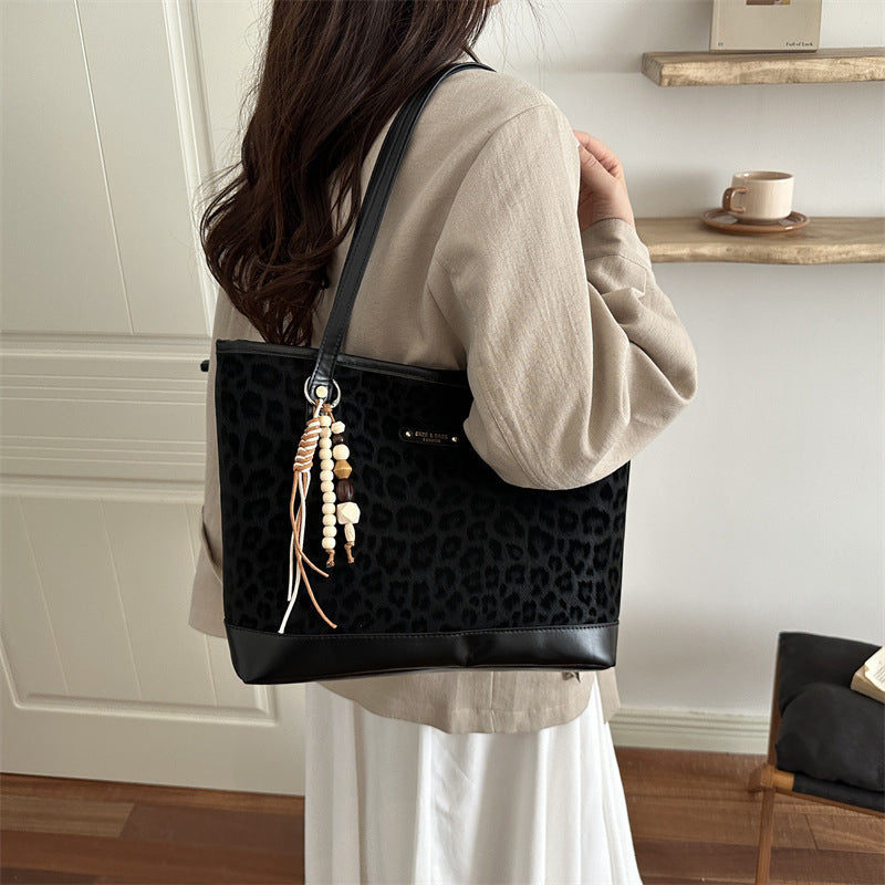 Women's Large-Capacity Minimalist Commute Fall Winter Office Workwear Tote Bag Shoulder Crossbody Purse Work and Travel
