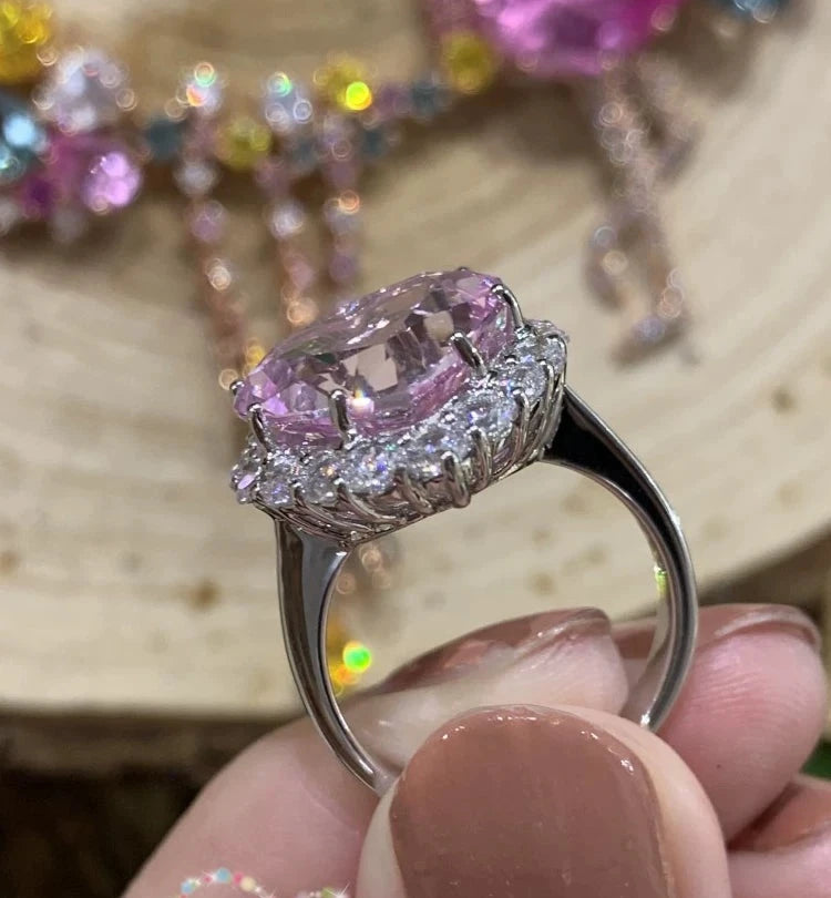 Ring by Yoshan, detail view 4