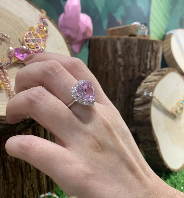 Ring by Yoshan, detail view 5