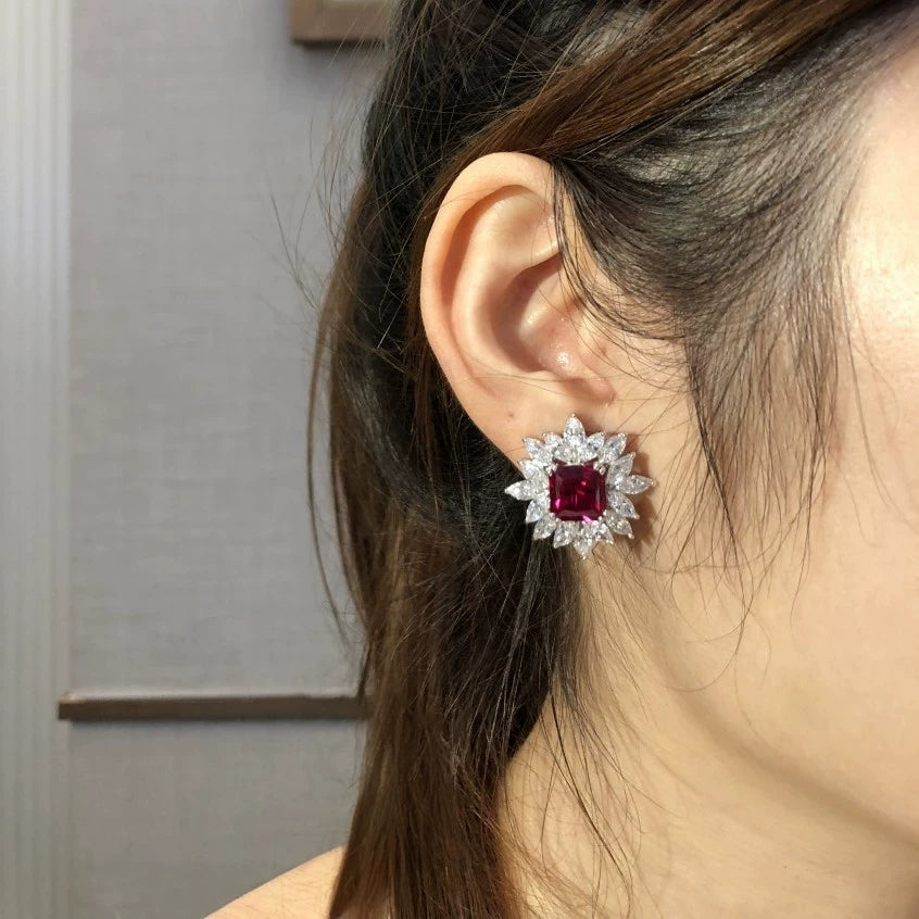 Stud earrings by Yoshan, detail view 11
