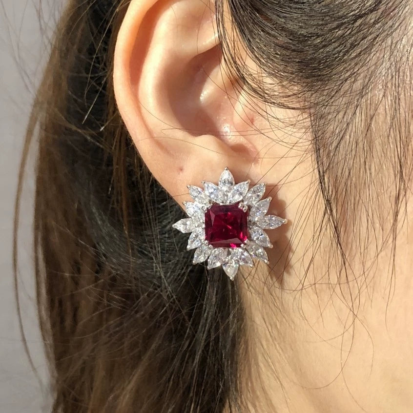 Stud earrings by Yoshan, detail view 10
