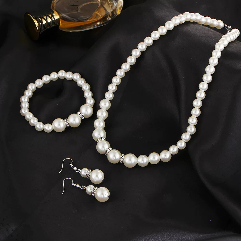 Jewelry set by Yoshan, detail view 3