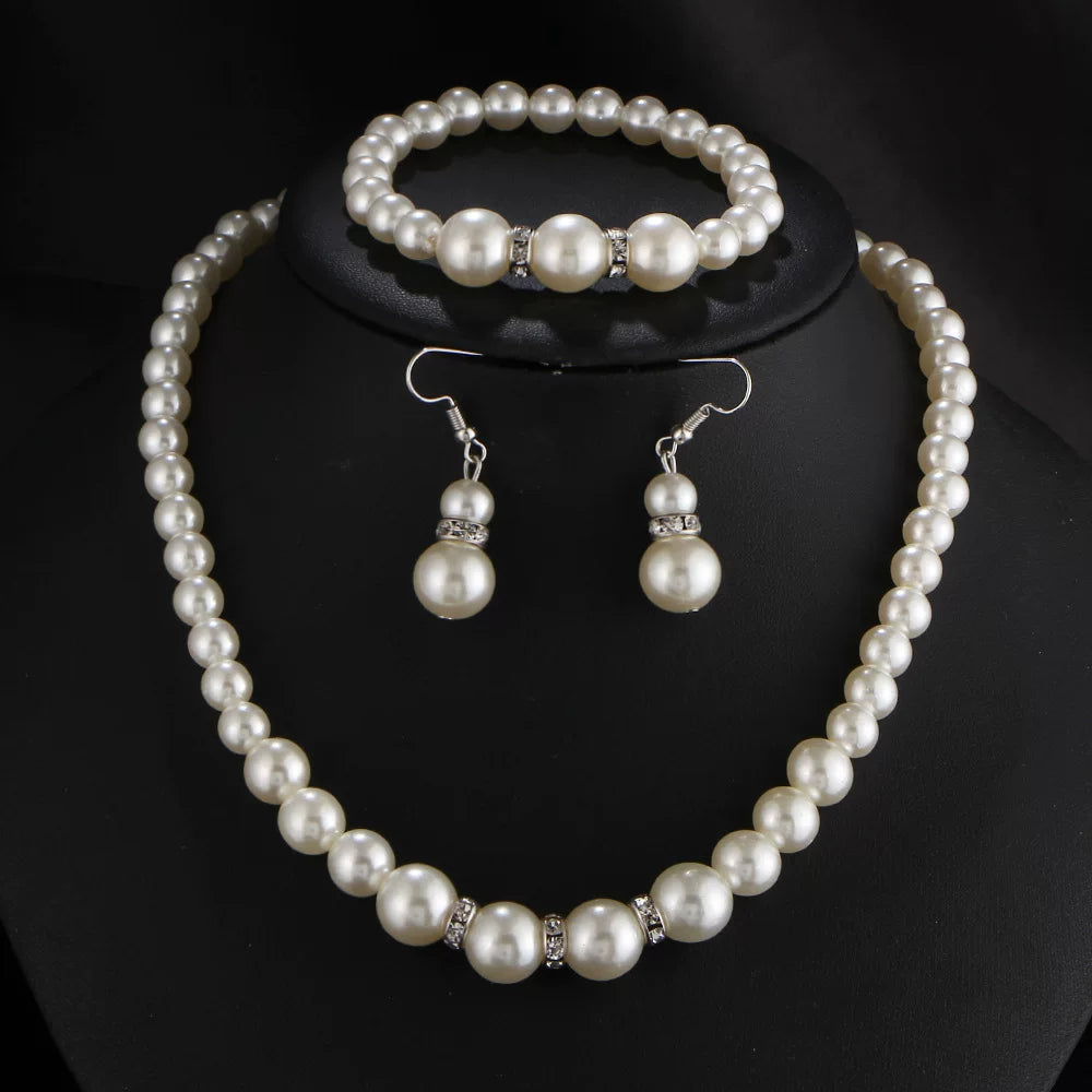 Jewelry set by Yoshan, detail view 5
