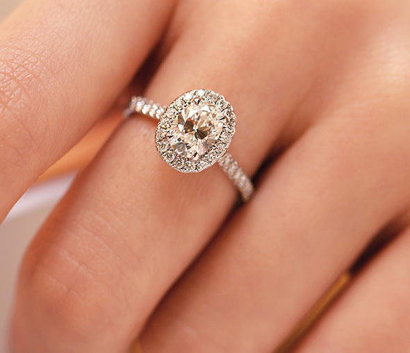 Cubic zirconia ring by Yoshan, detail view 3