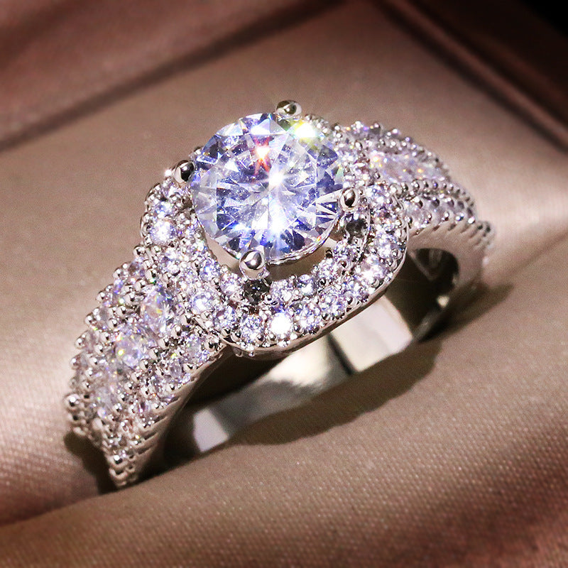 Cubic zirconia ring by Yoshan, detail view 3