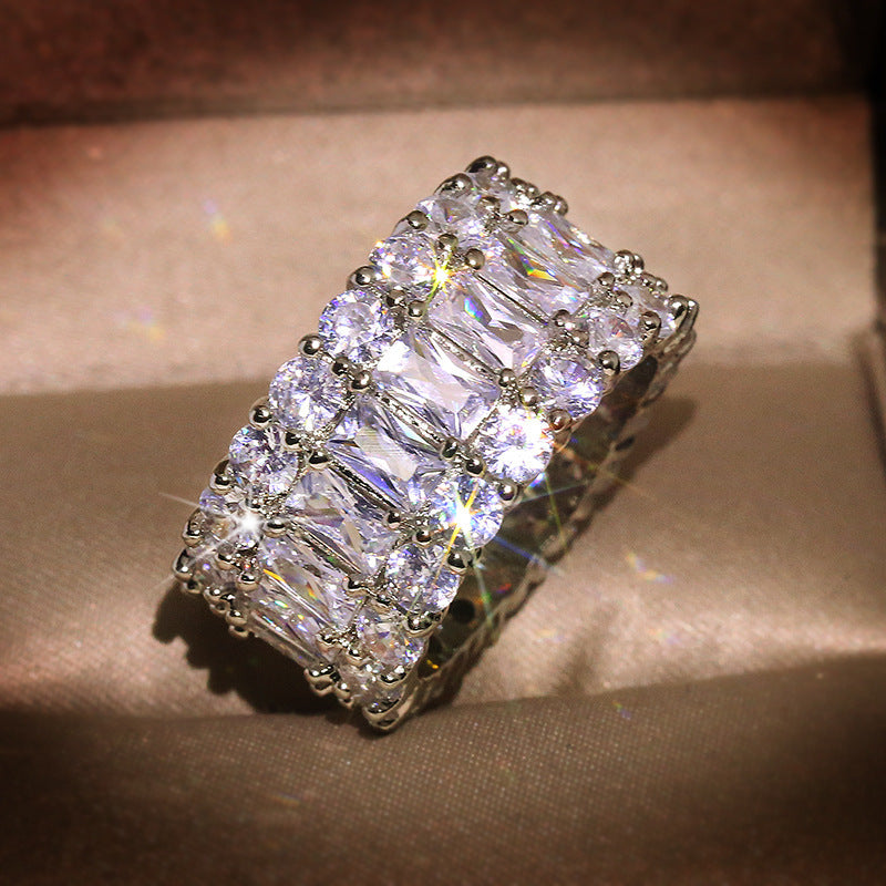 Cubic zirconia statement ring by Yoshan, detail view 2