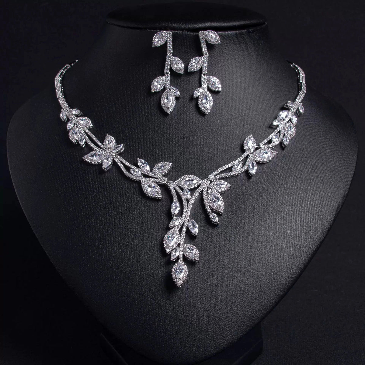 Cubic zirconia drop earrings by Yoshan, detail view 6
