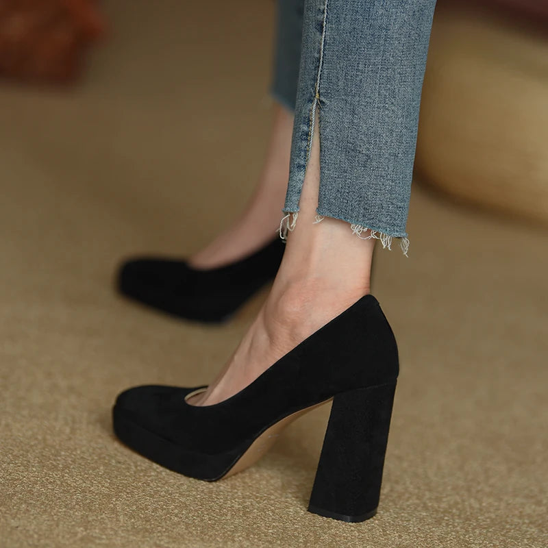 Women's Summer Chunky Sole Platform Block Heel High Heel Retro Pumps Closed-Toe Dress Heels Wedding Guest Cocktail Party