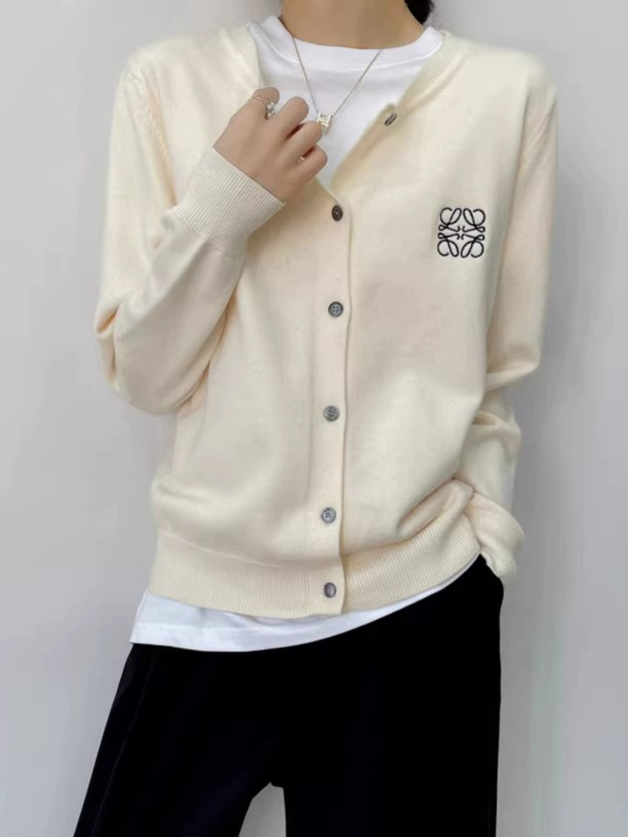 Women's Fall Winter Grey Embroidered Oversized Knit Cardigan Open-Front Sweater for Office Outfits Work and Weekend Spring Everyday Date Night