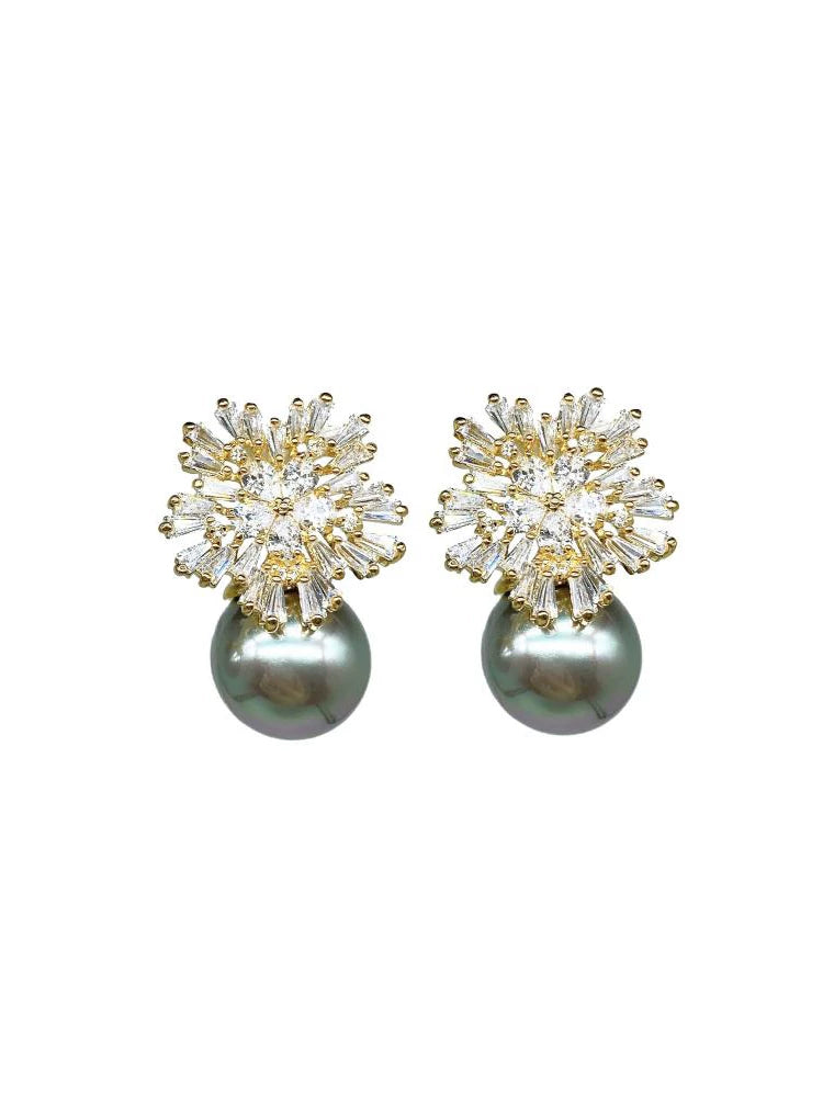 Cubic zirconia stud earrings by Yoshan, detail view 10