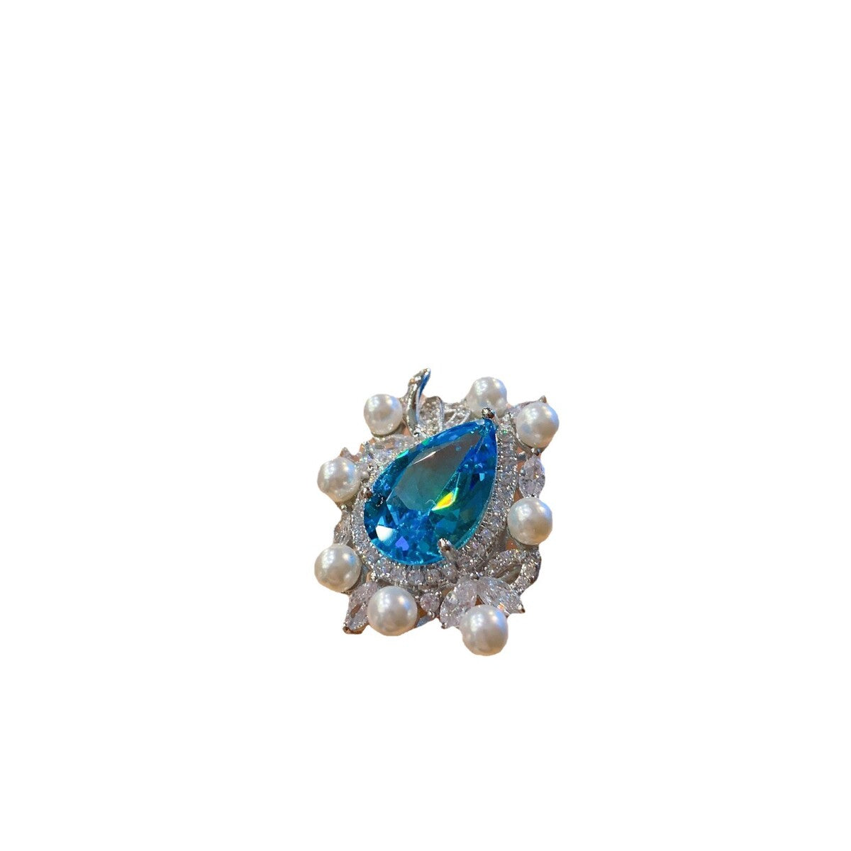 Cubic zirconia stud earrings by Yoshan, detail view 5