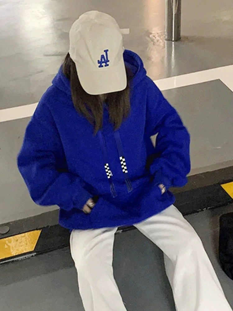 Women's Fall Winter Thickened Fleece-Lined Plus Size Oversized Hoodie Sweatshirt for Casual Streetwear Travel and Weekend Everyday