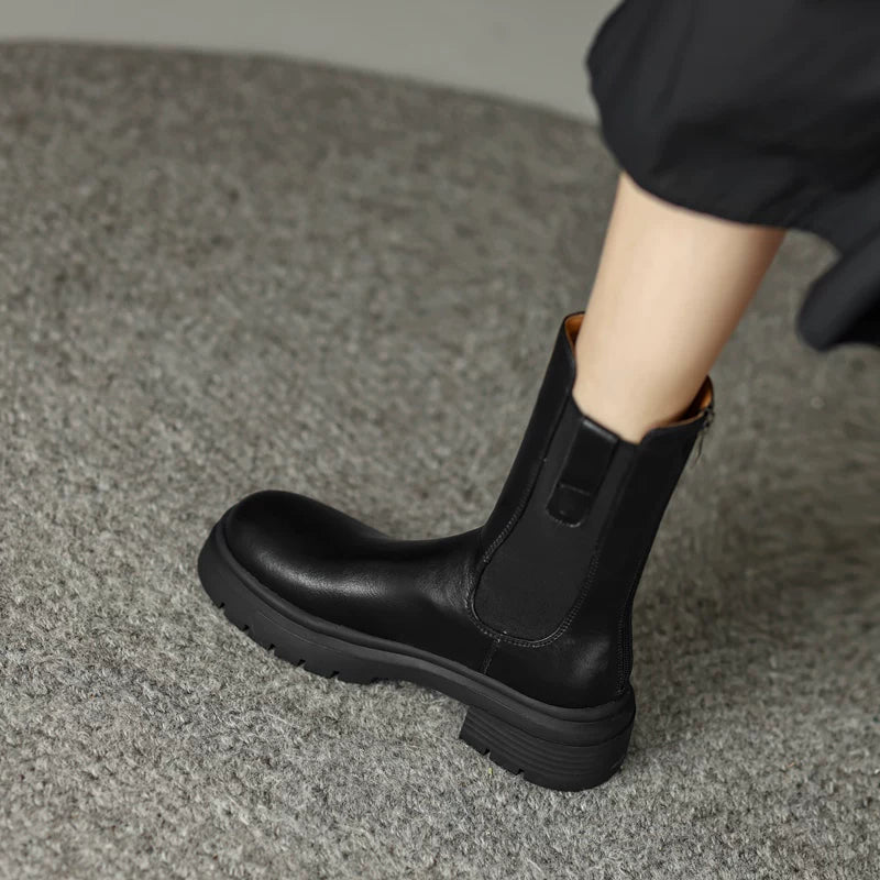 Women's Winter Chunky Sole Round Toe Block Heel British-Style Retro Chelsea Boots for Fall Outfits Streetwear Office and Weekend Everyday Wear Date Night