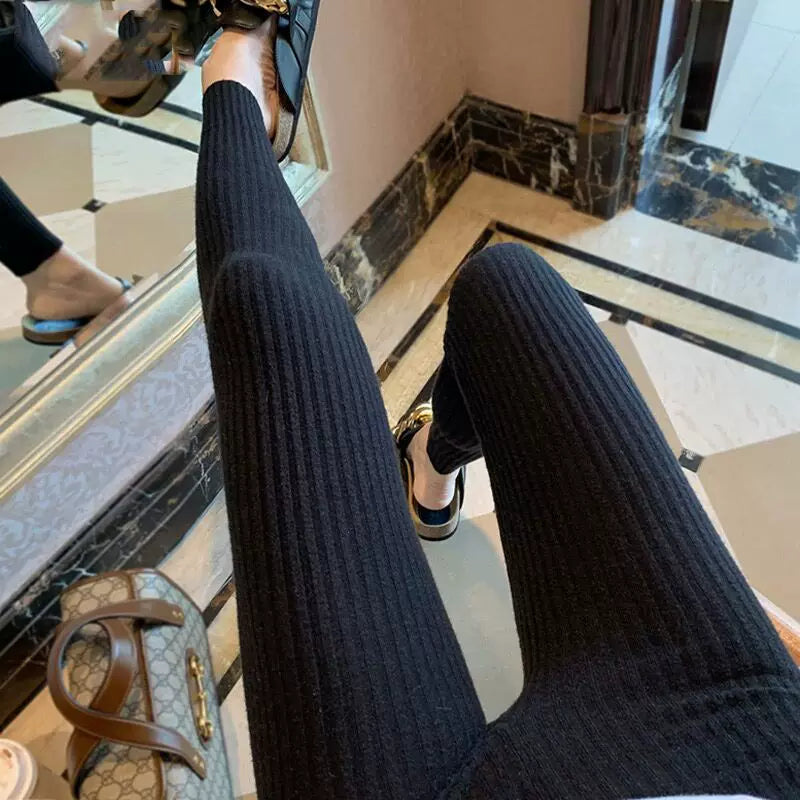 Black / S
