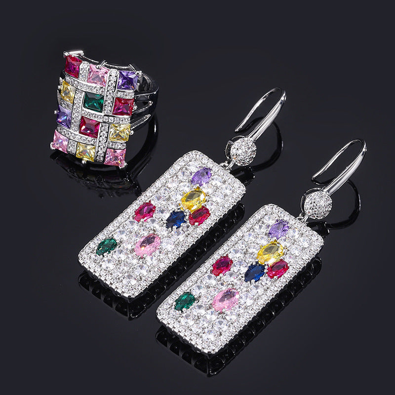 Statement earrings by Yoshan, detail view 2
