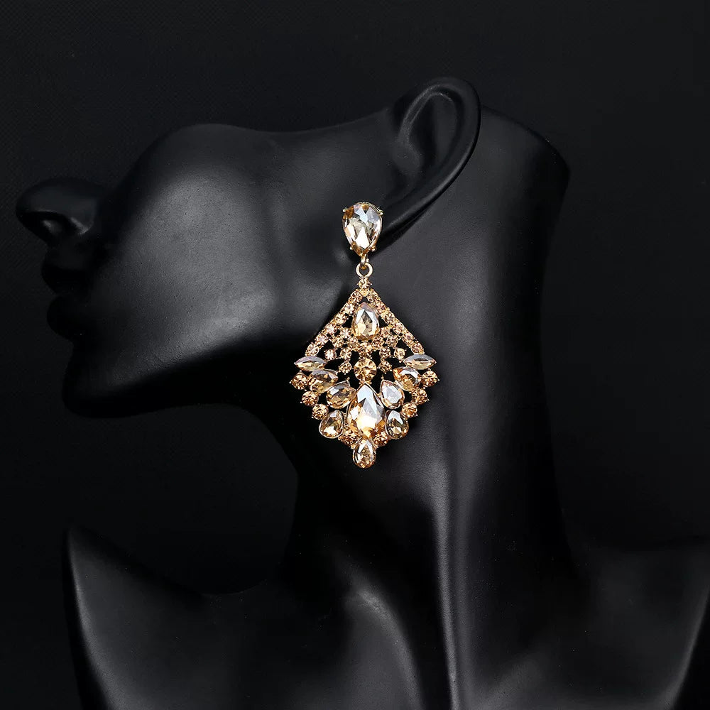 Crystal geometric drop earrings by Yoshan, detail view 5