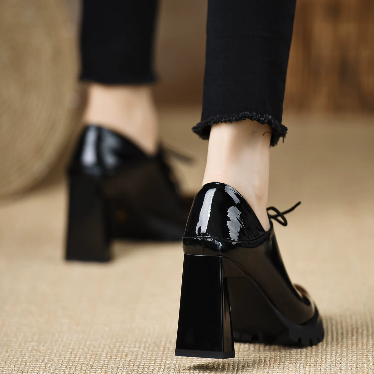 Women's Black Platform Patent Leather Block Heel High Heel Lace-Up Retro Pumps Closed-Toe Dress Heels Wedding Guest Cocktail Party