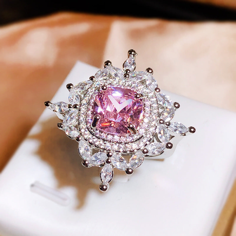 Cubic zirconia ring by Yoshan, detail view 2