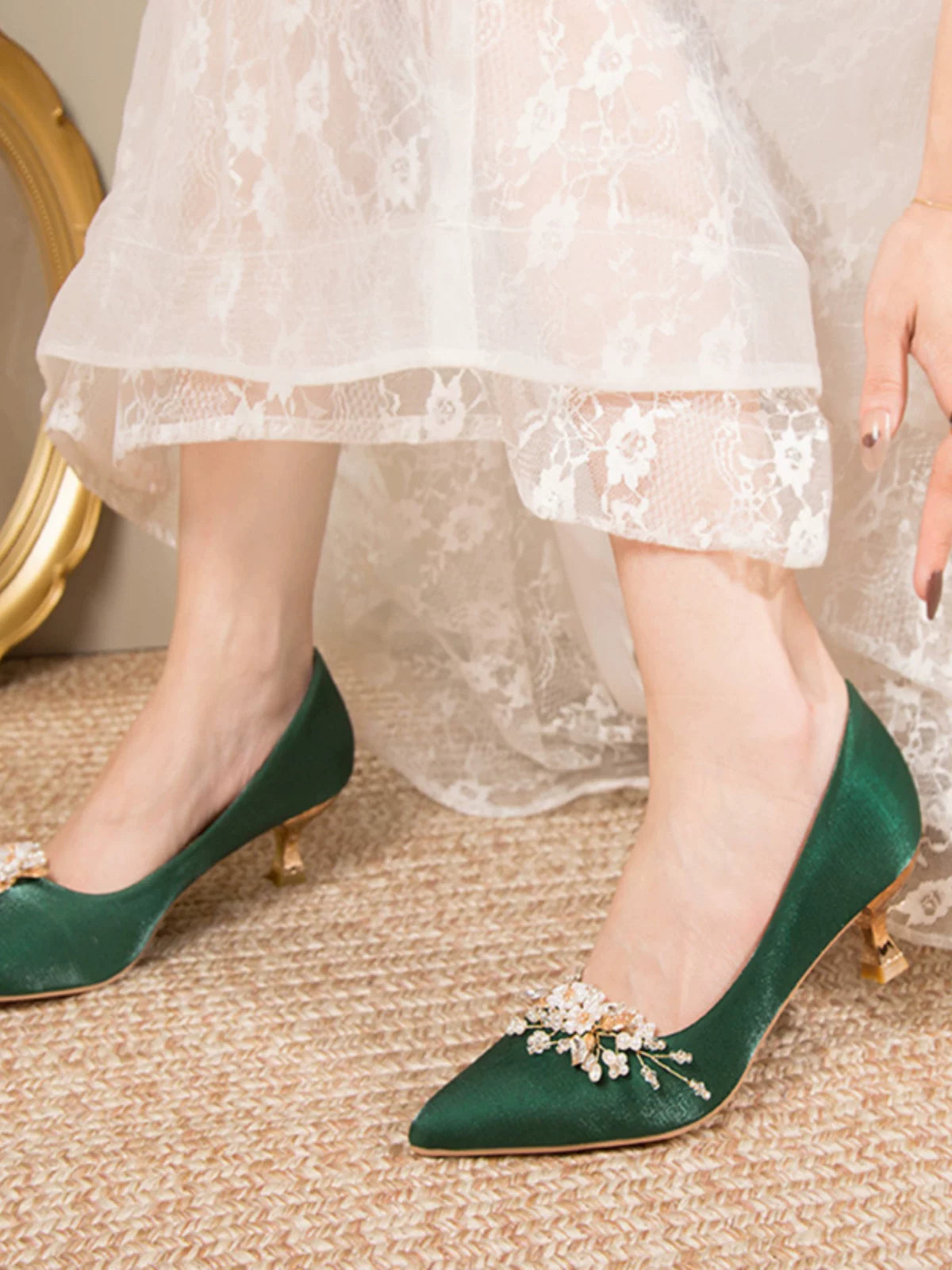 Pointed Toe Pumps for Women