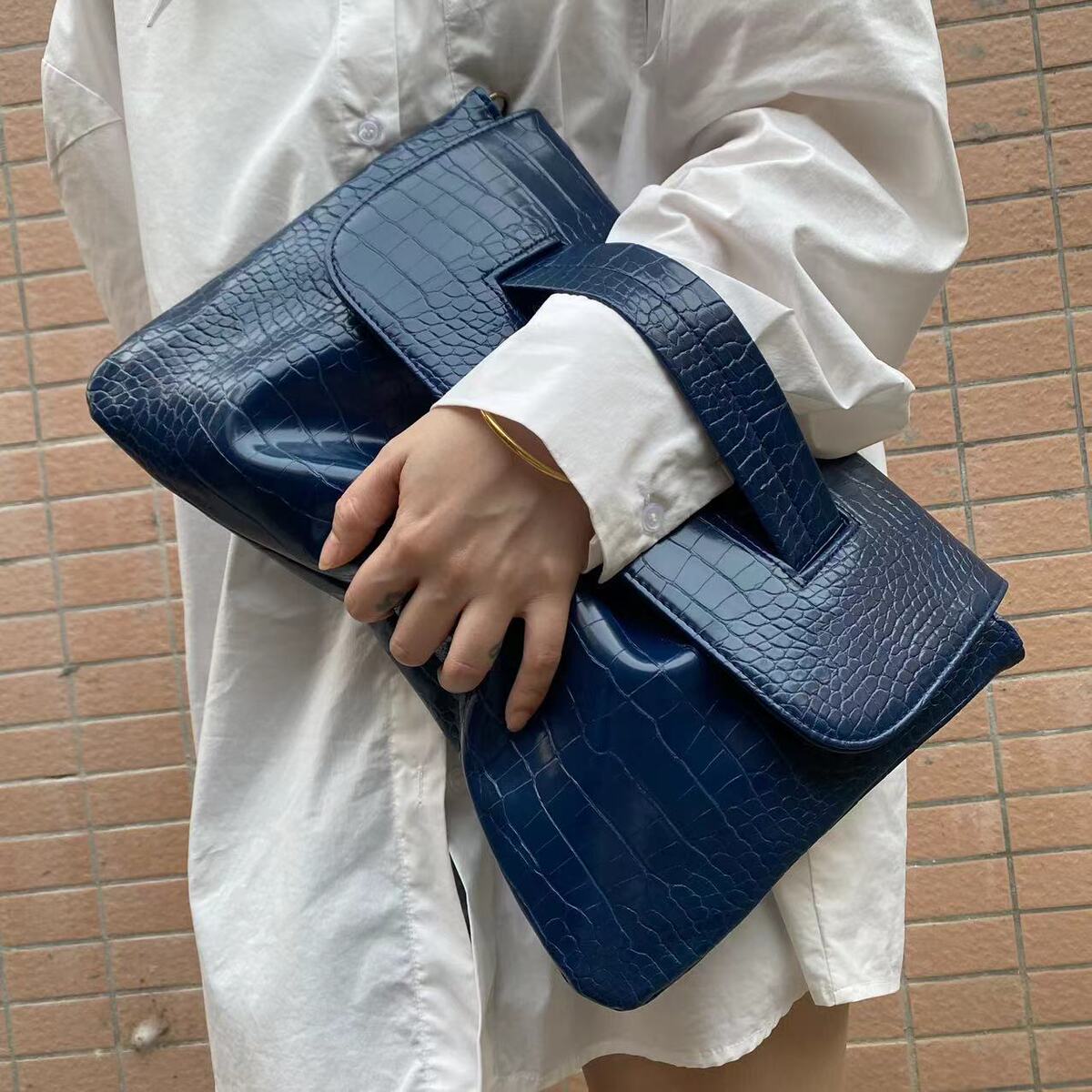 Women's Large-Capacity Bags Handbag for Work and Travel Office School Everyday Wear Date Night Holiday Gift