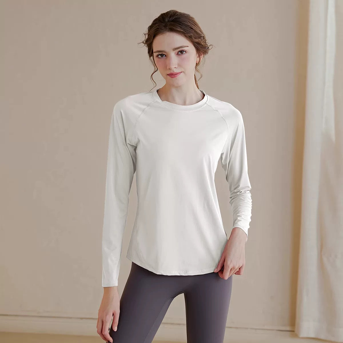 White / S (105 lbs)