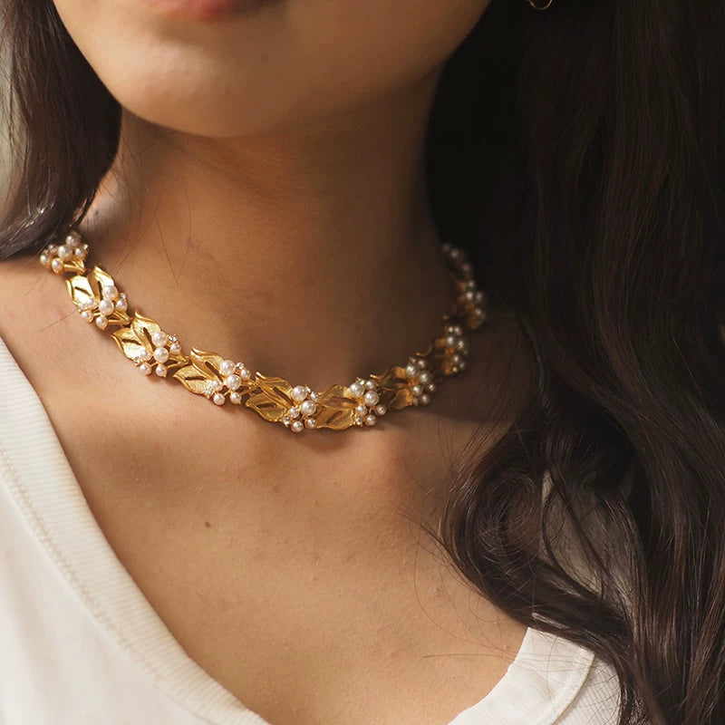 Pearl retro cuff bracelet by Yoshan, detail view 5