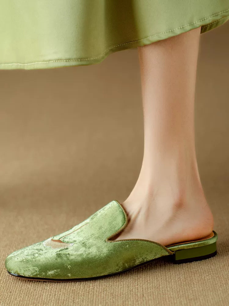 Chinese-style Loafers for Women