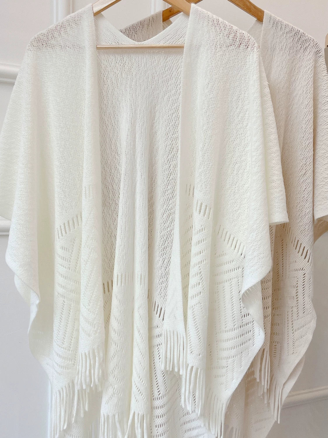 Women's Fall Winter Summer White Cutout Knit Shawl for Office and Travel Evening Gift Holiday Gift