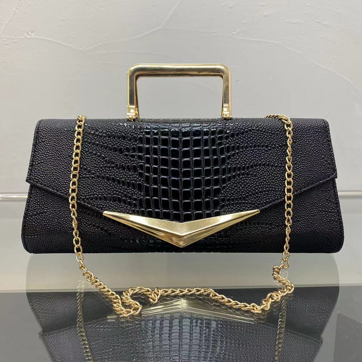 Women's Large-Capacity Minimalist Commute Office Workwear Retro Handbag Shoulder Crossbody Purse for Work and Travel School Everyday Date Night Holiday Gift
