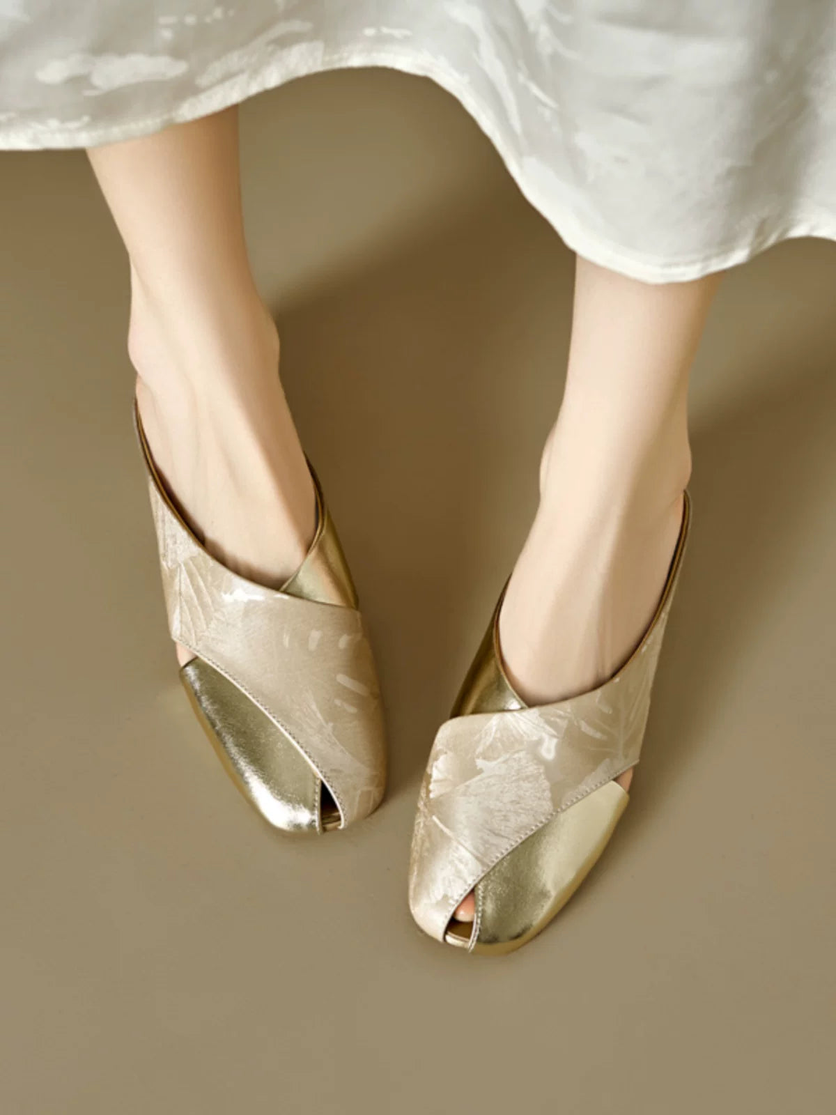 Chinese-style Mule Slippers for Women