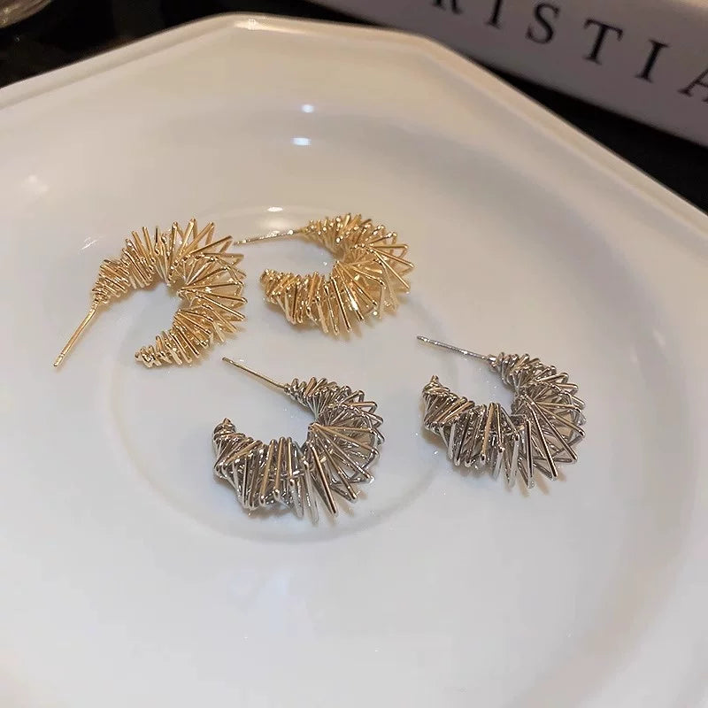 Stud earrings by Yoshan, detail view 4