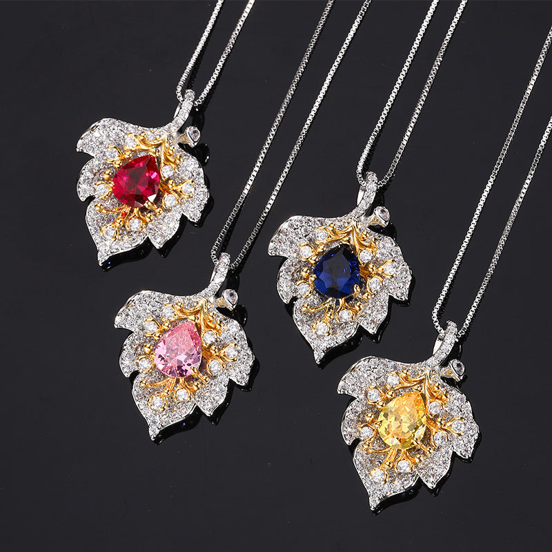 Statement pendant necklace by Yoshan, detail view 3