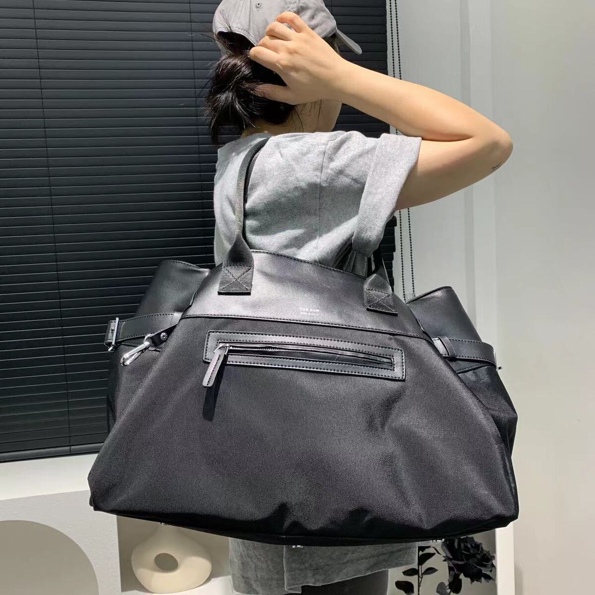 Women's Minimalist Nylon Retro Tote Bag Shoulder Crossbody Purse Work and Travel Office