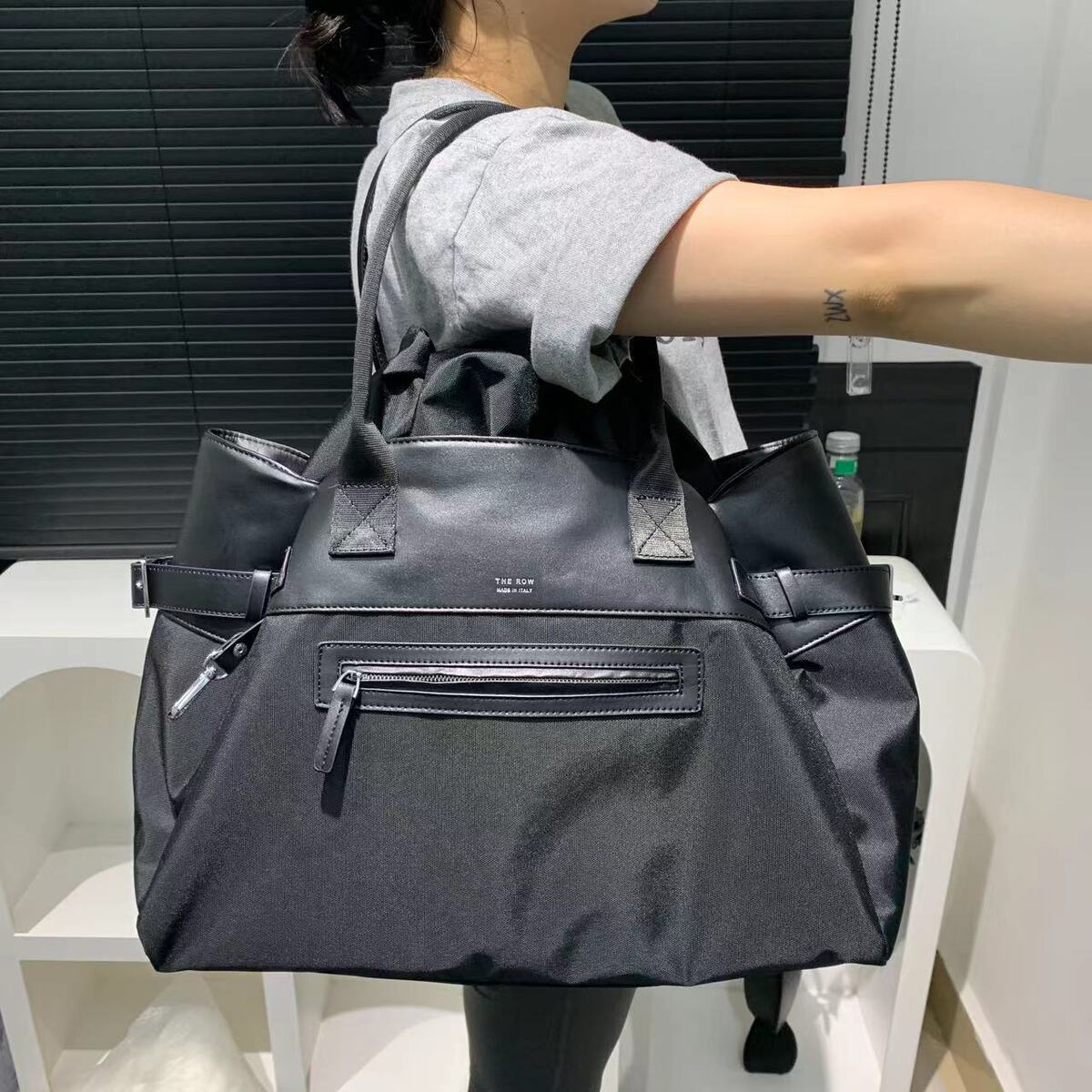 Women's Minimalist Nylon Retro Tote Bag Shoulder Crossbody Purse Work and Travel Office