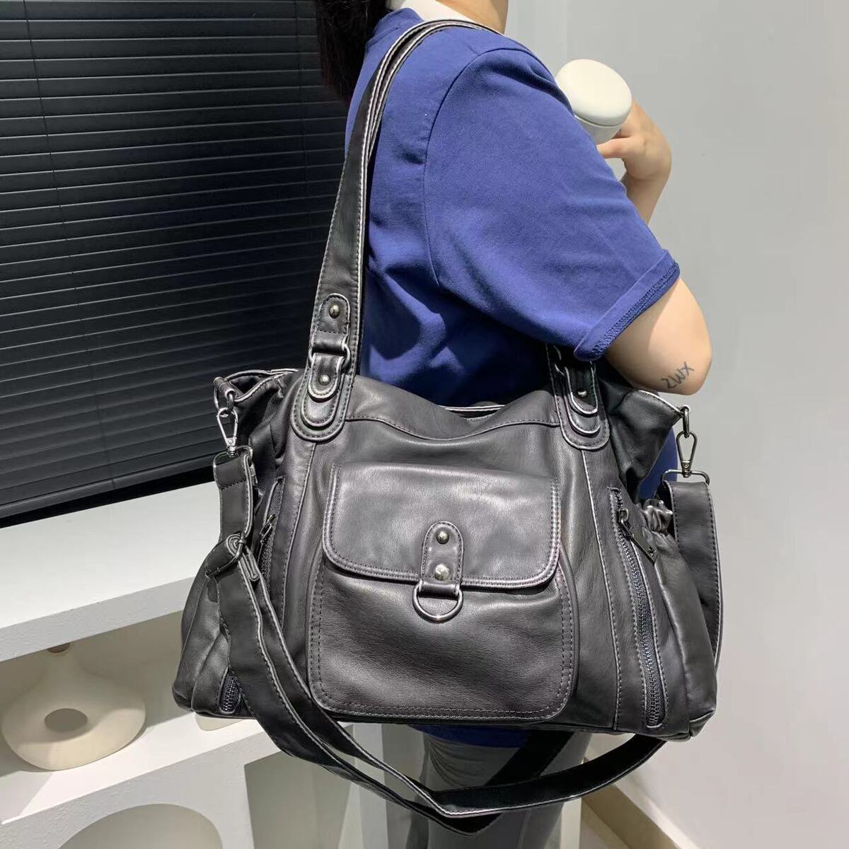 Women's Large-Capacity Oxidized Washed Tote Bag Shoulder Crossbody Purse Work and Travel Office