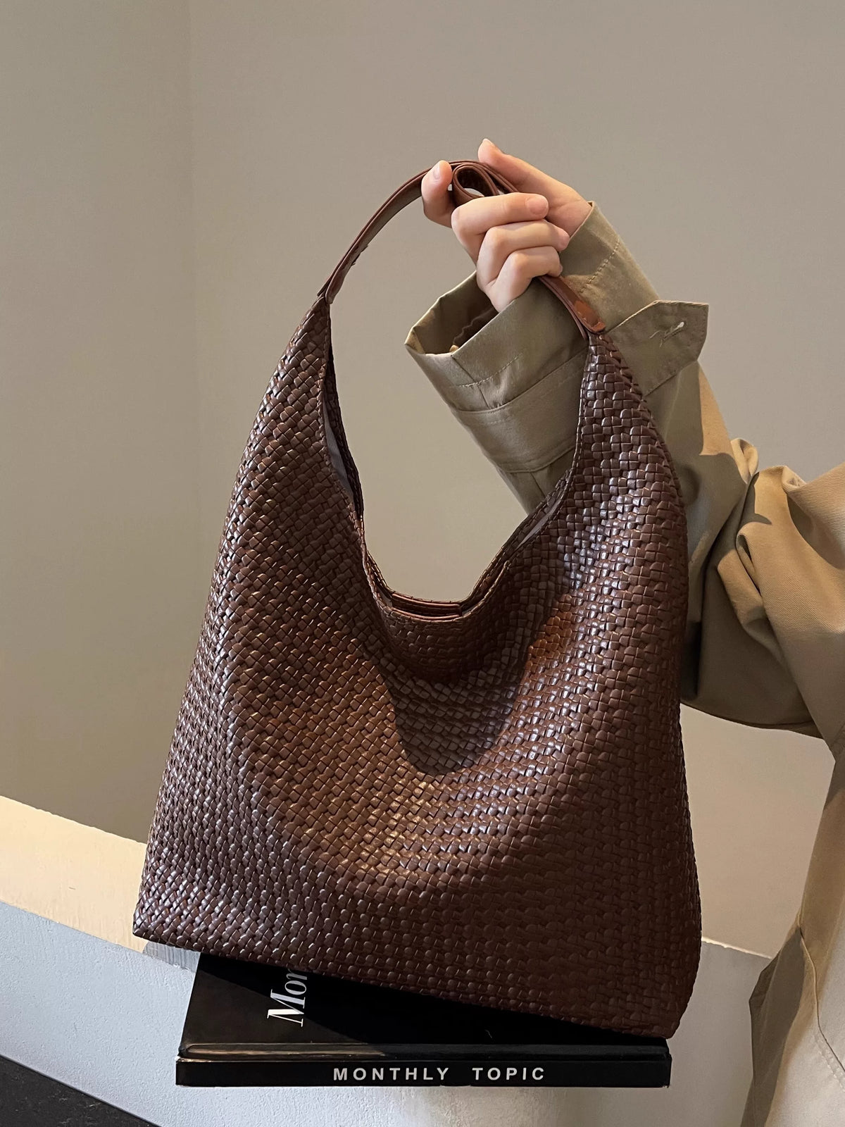 Women's Large-capacity Commuter Office Workwear Retro Tote Bag Shoulder Crossbody Purse Work Travel Everyday Purse