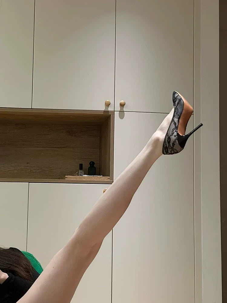 Women's Heels & Pumps photo 1