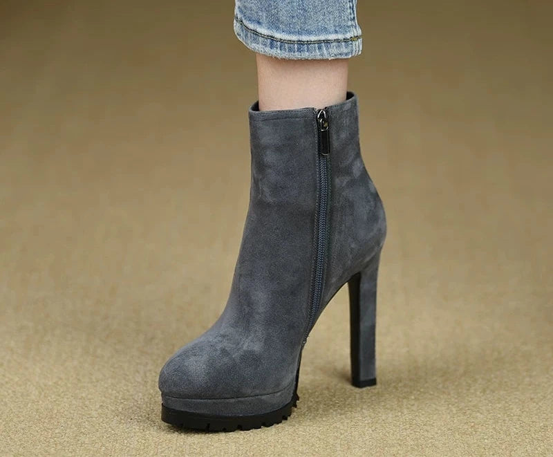 Grey (unlined) / EU 34