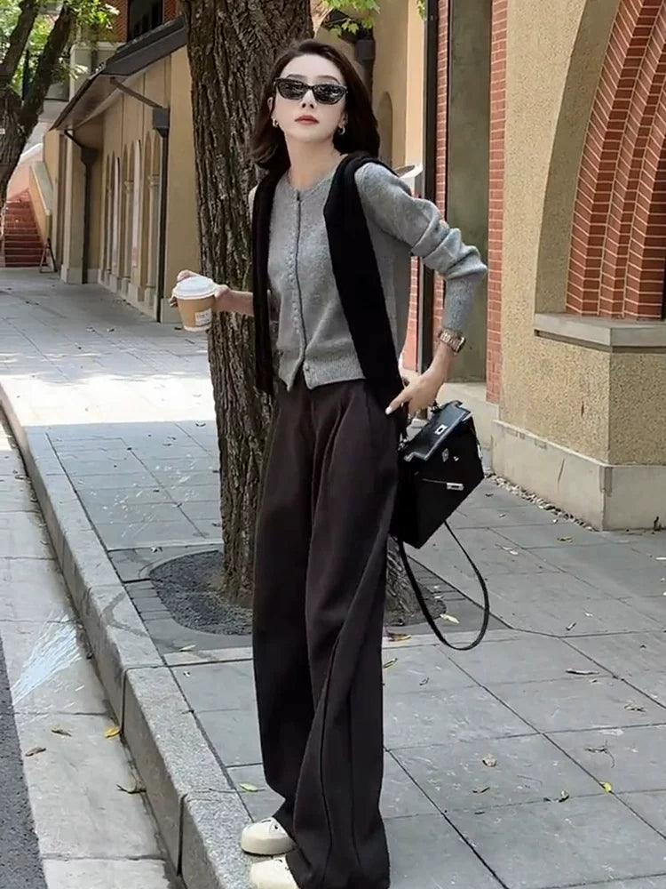 Women's Grey Oversized Casual Sweater Knit Pullover Top for Fall Winter Spring Travel Office Everyday Date Night