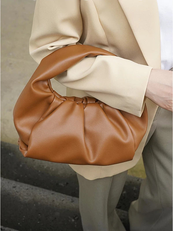 Women's Fall Winter Leather Dumpling Bag Crossbody Purse for Travel and Sightseeing Everyday Casual Streetwear Date Night Office