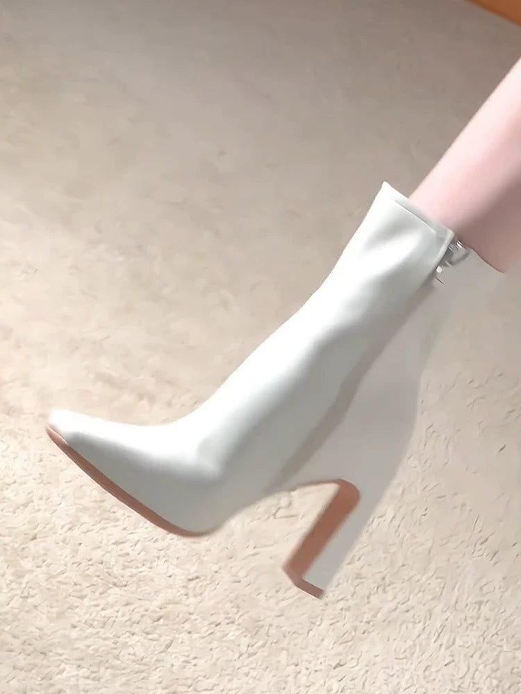 Women's Boots photo 1