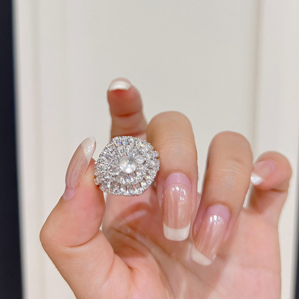Cutout ring by Yoshan, detail view 2