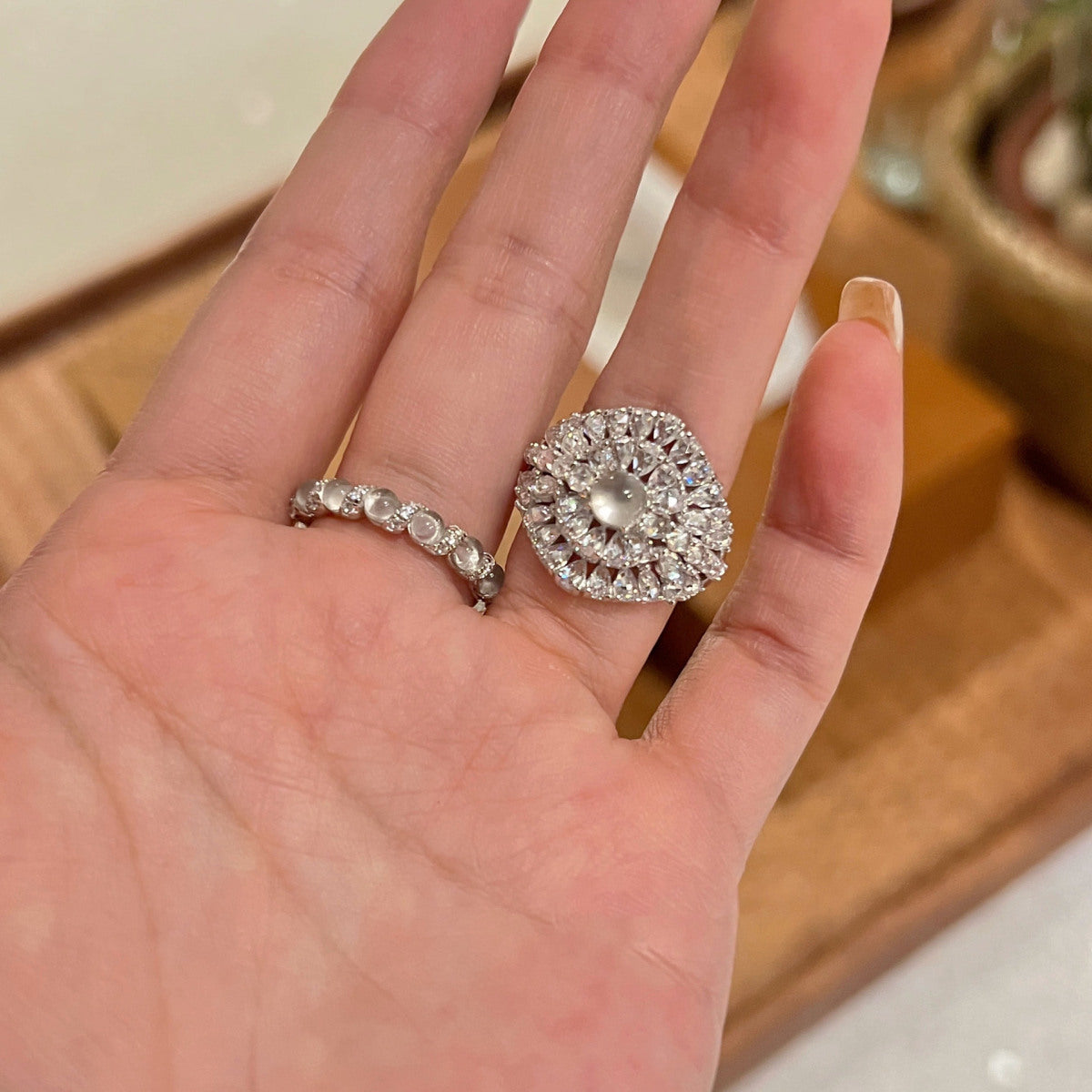 Cutout ring by Yoshan, detail view 4