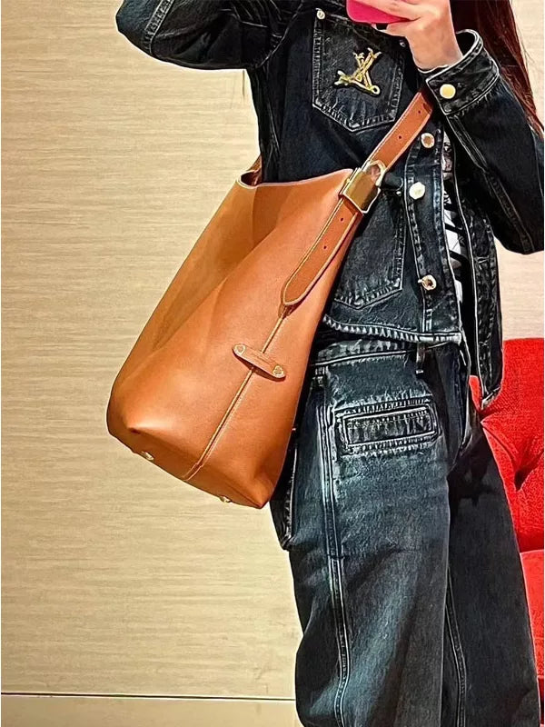 Large-Capacity Fall Winter Leather Market Tote Bag for Work and Travel Office School Everyday Date Night
