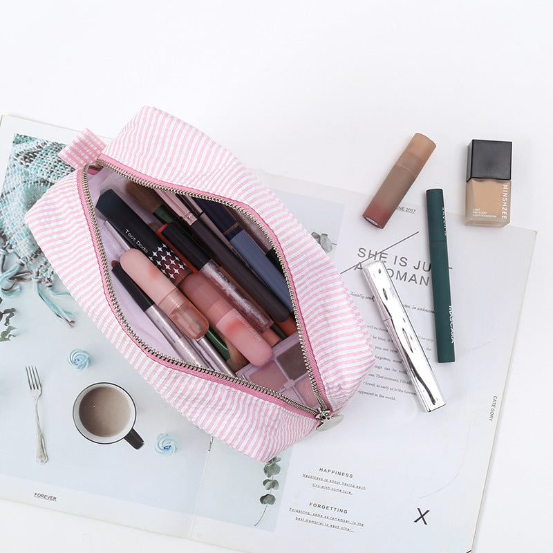 Seersucker Makeup Bag Travel Cosmetic Pouch Gift Everyday Toiletry Rolling Train Case