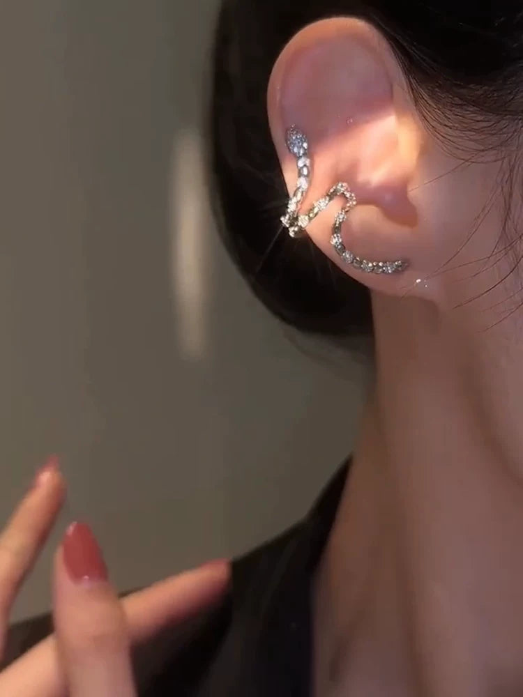 Ear cuffs by Yoshan, detail view 2
