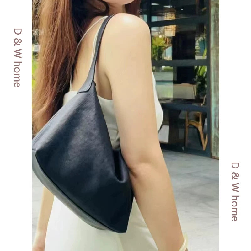 Women's Large-Capacity Fall Winter Leather French-Inspired Underarm Bag Crossbody for Travel and Sightseeing Everyday Casual Streetwear Date Night Office