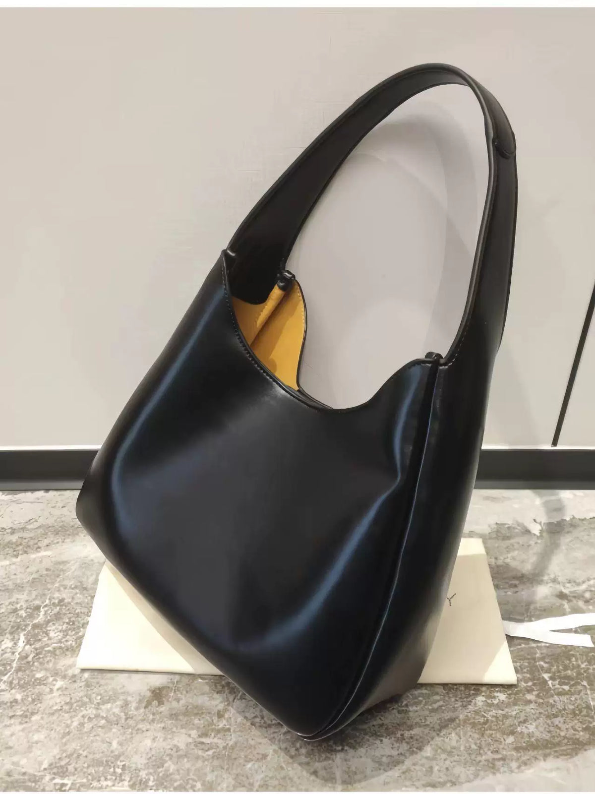 Women's Casual Underarm Bag Crossbody for Travel and Sightseeing Everyday Streetwear Date Night Office