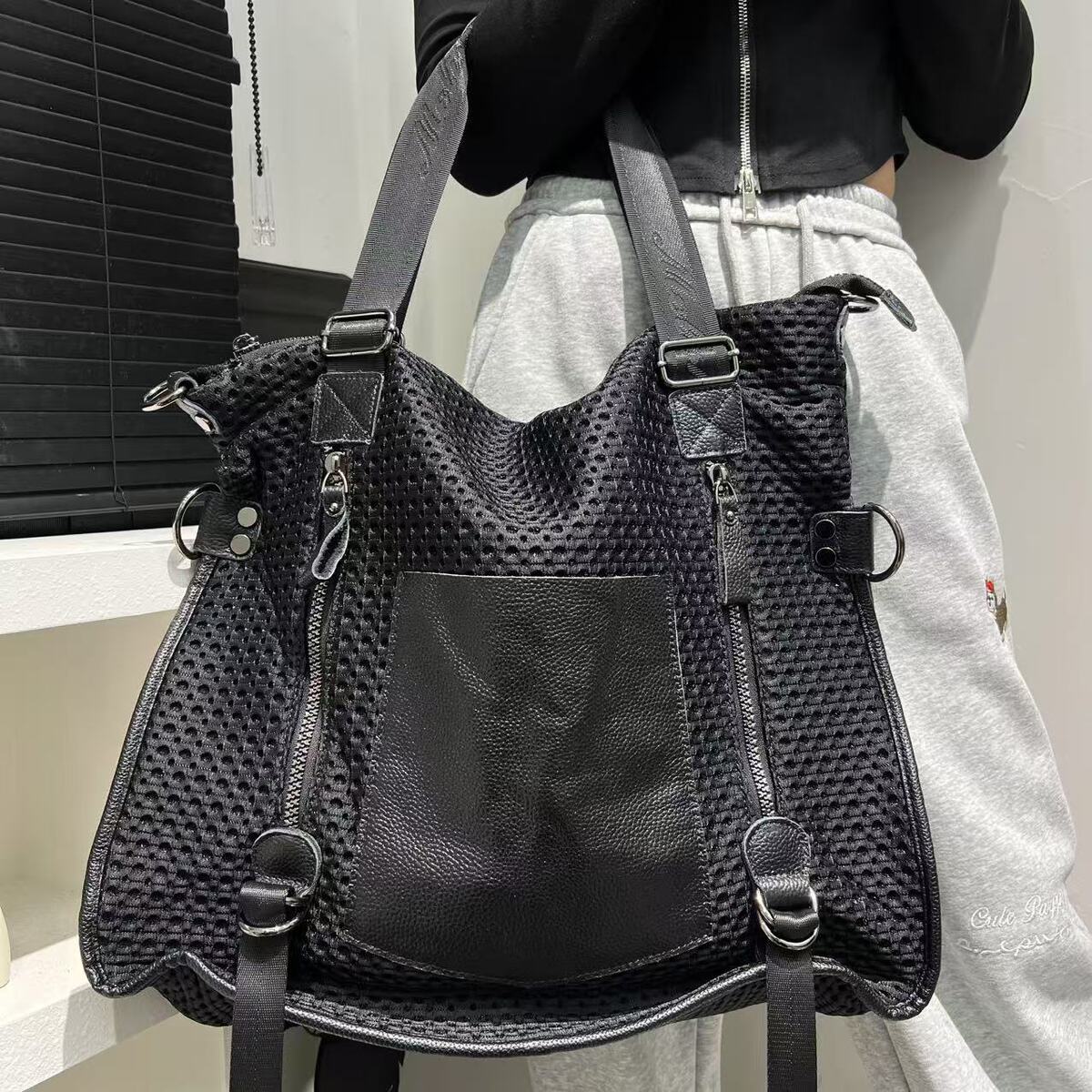 Women's Large-capacity Leather Breathable Mesh Retro Casual Tote Bag Shoulder Crossbody Purse Versatile Work and Travel Office