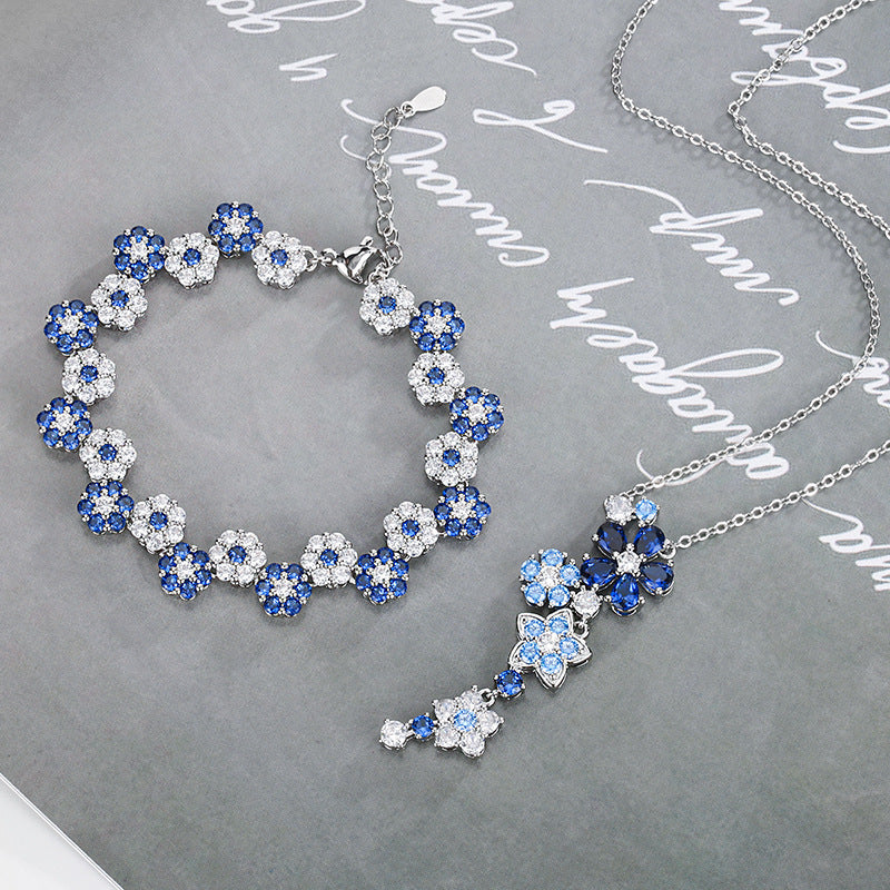 Cubic zirconia floral necklace by Yoshan, detail view 2